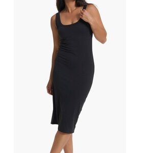 Vuori Halo Essential Dress
